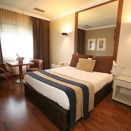 Motel Aeropuerto Віго Екстер'єр фото
