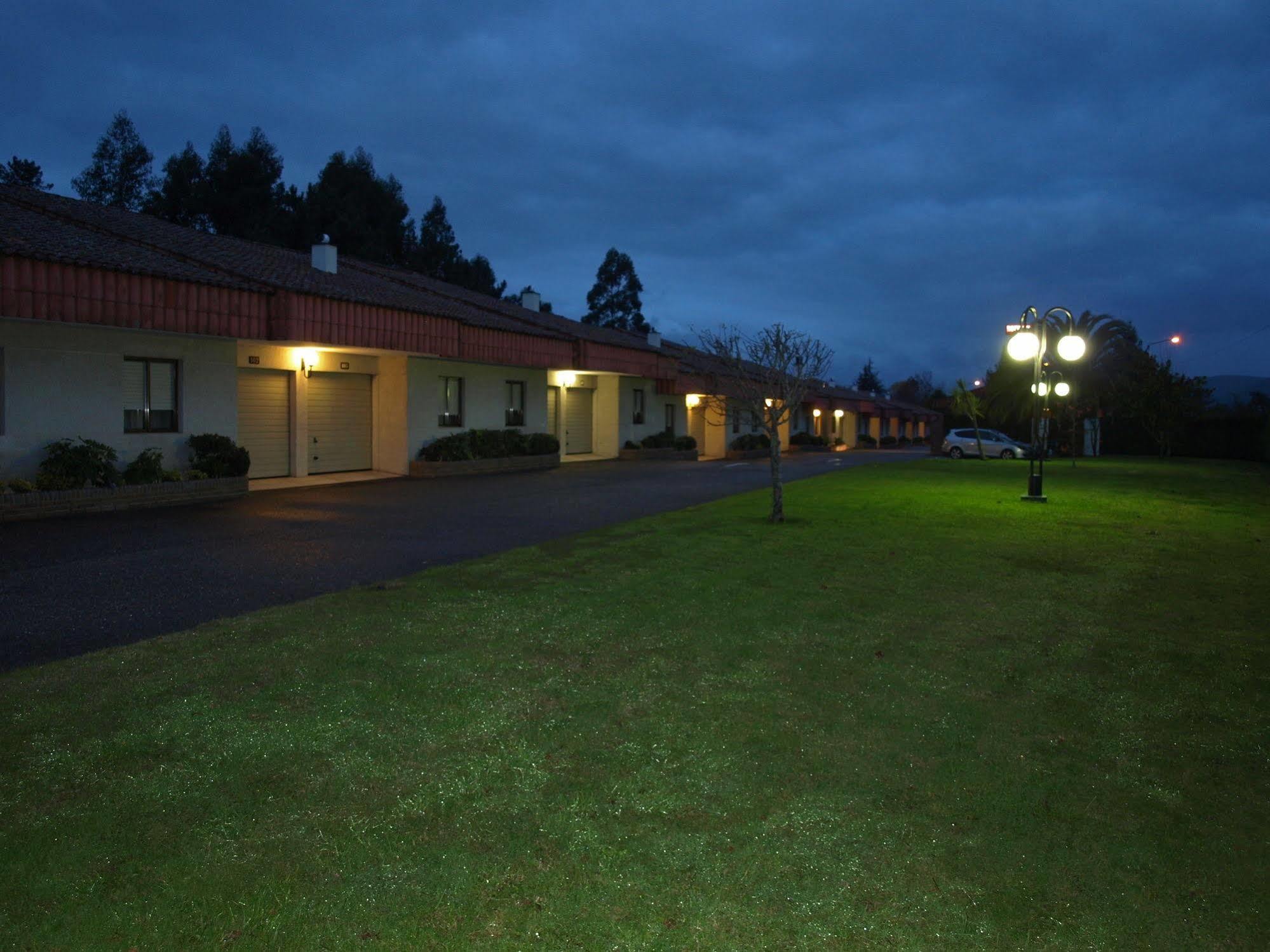 Motel Aeropuerto Віго Екстер'єр фото